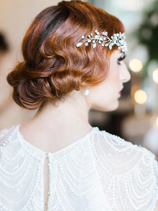 Abito da sposa semplice a Torino: linee pulite e tessuti leggeri